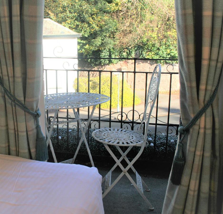The Telstar Bed & Breakfast Exeter